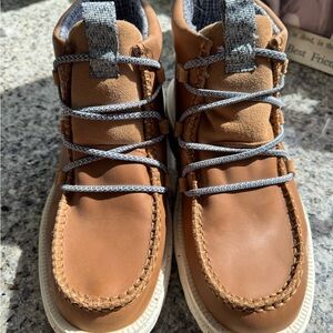 Hey Dude Women's Brown Lace-Up Boots
